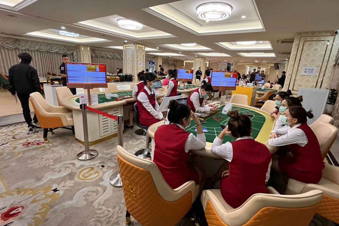 Govt moves forward with casino complex plan
