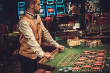 Career Paths in the Casino Industry – From Dealer to Manager