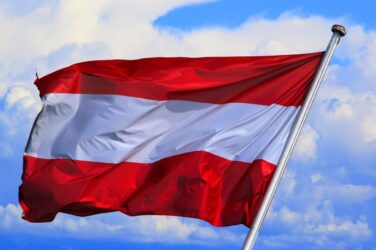 Austrian player ordered to return winnings over unlicensed gambling