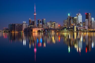 Active players double as Ontario online gambling revenue grows by a third in Q1