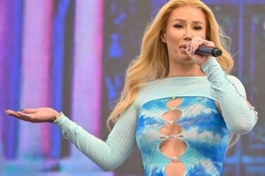 Iggy Azalea to Release Online Casino Motherland in Boost for MOTHER Token