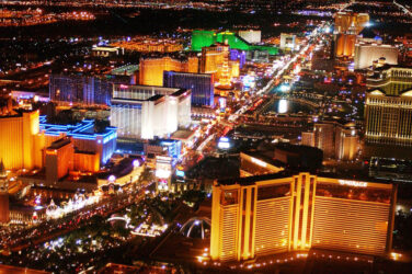 Las Vegas Strip casino brings back superstar pop band residency
