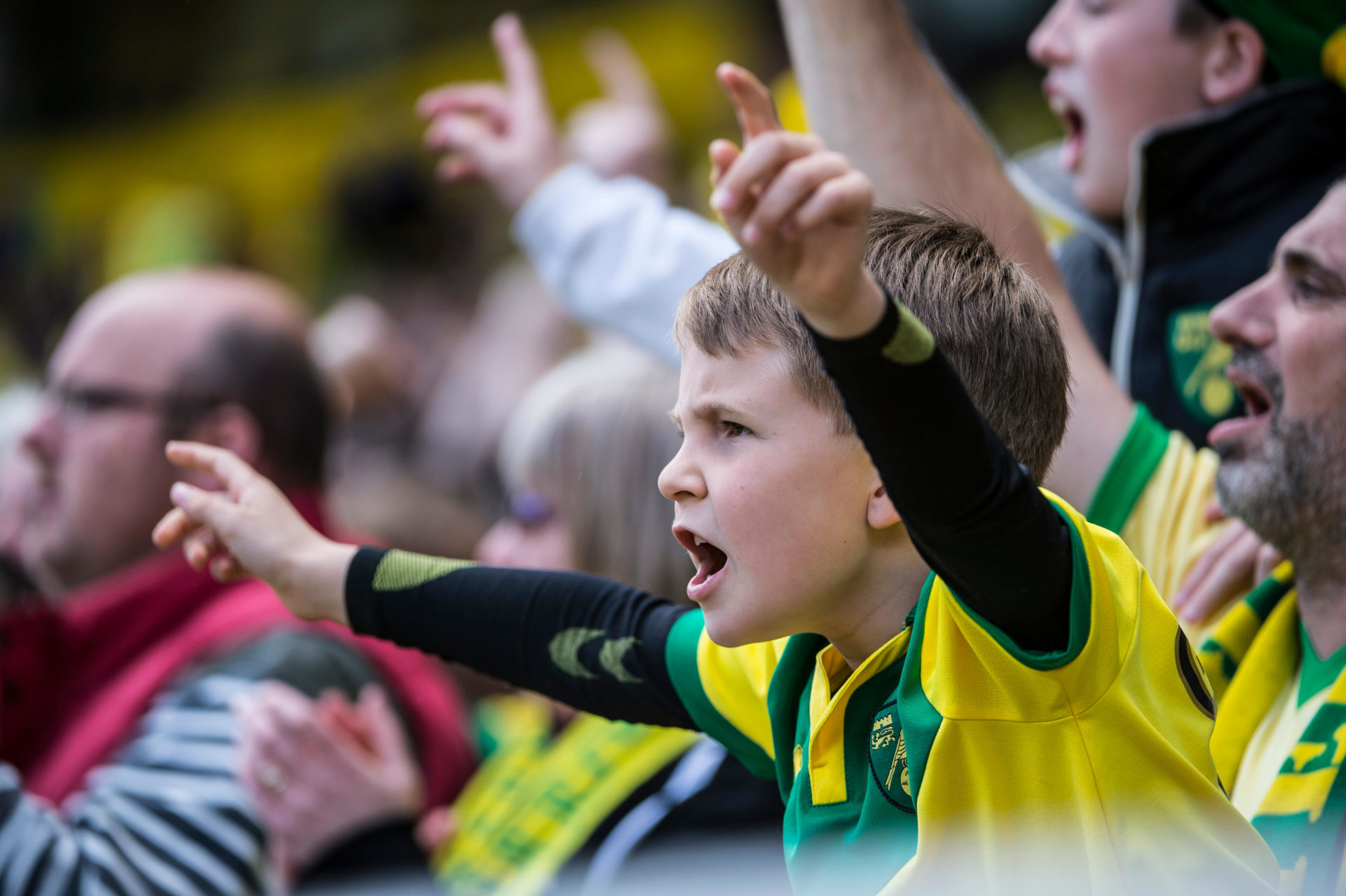 Children across Ireland targeted by “extremely high levels” of gambling marketing